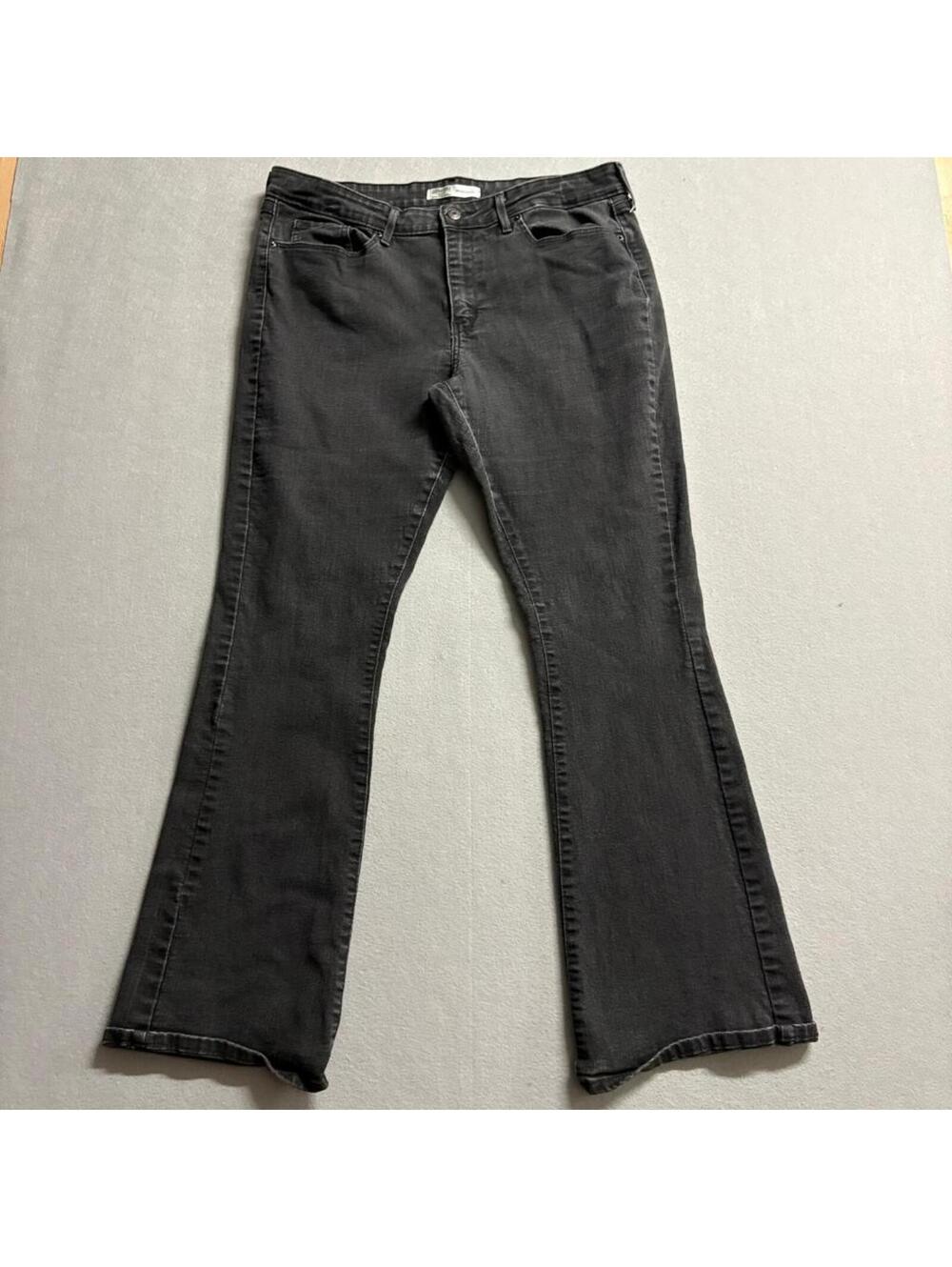 Signature by Levi Strauss Women's Size 12M W31 L32 Mid Rise Bootcut Jeans Black